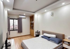 bán nhà đường láng